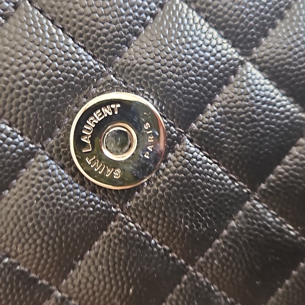 Yves Saint Laurent Black Envelope in Matelasse Lambskin - EUC - Picture 10 of 16